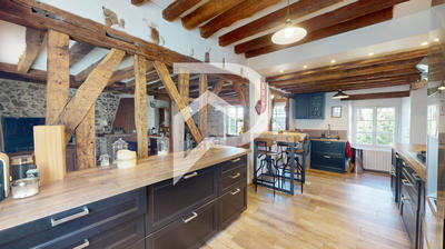 Maison - 180 m² - 6 pièces