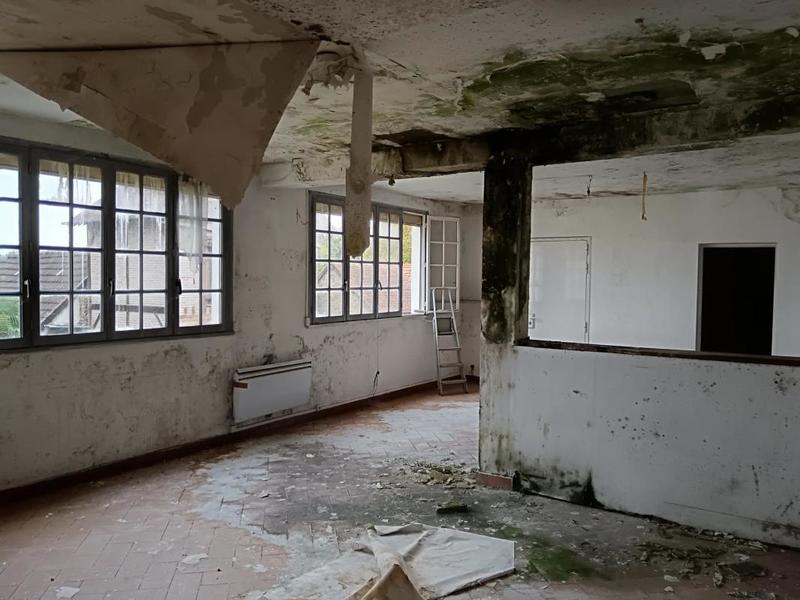 Maison - 180 m² - 7 pièces