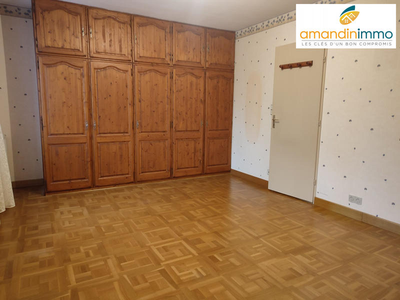 Maison - 95 m² - 5 pièces