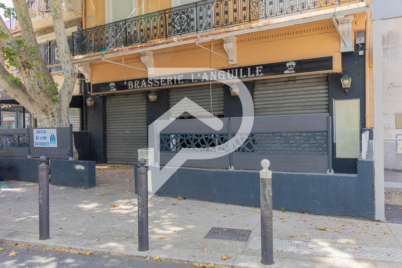 Local commercial - 290 m² - 6 pièces