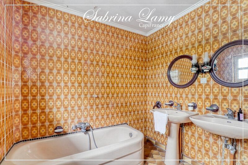 Maison - 140 m² - 7 pièces