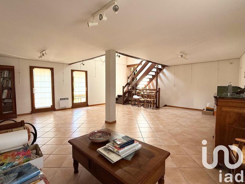 Maison de village - 300 m² - 9 pièces