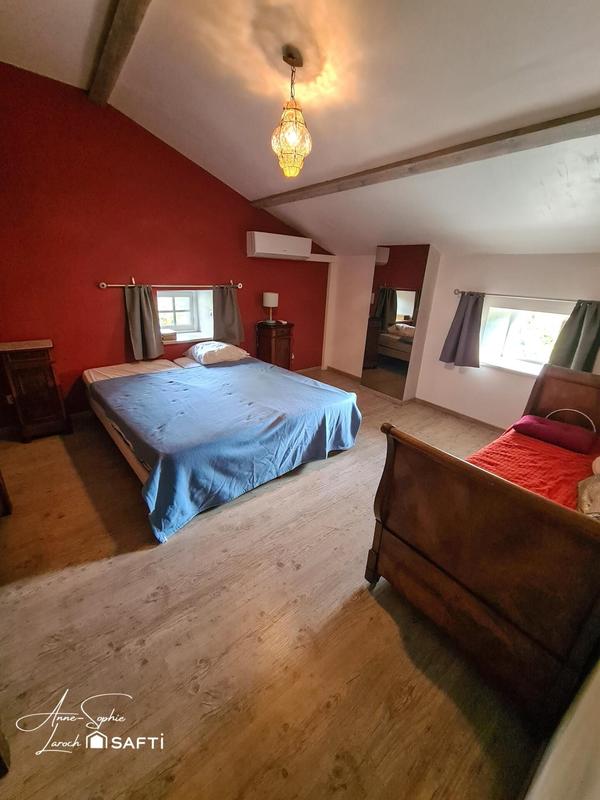 Maison - 160 m² - 5 pièces