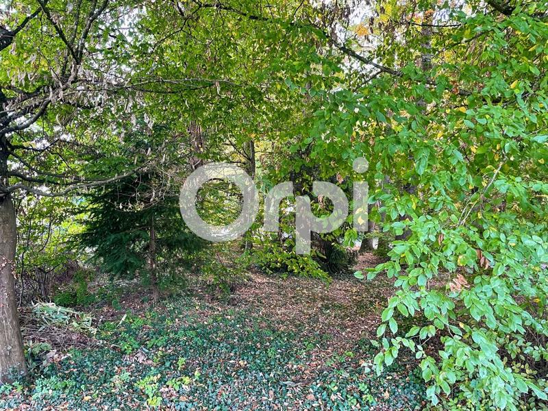 Maison - 220 m² - 6 pièces