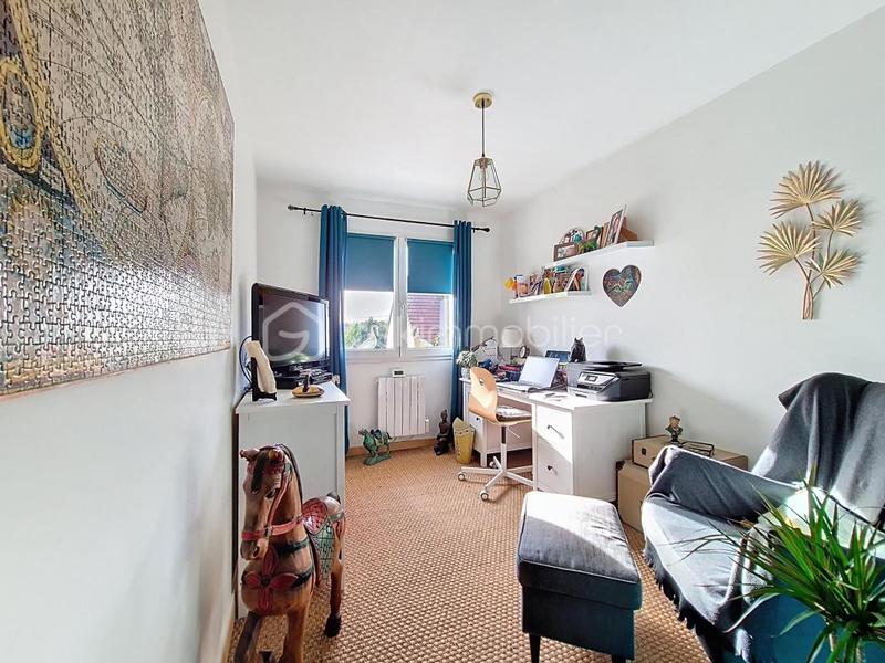 Maison traditionnelle - 125 m² - 6 pièces