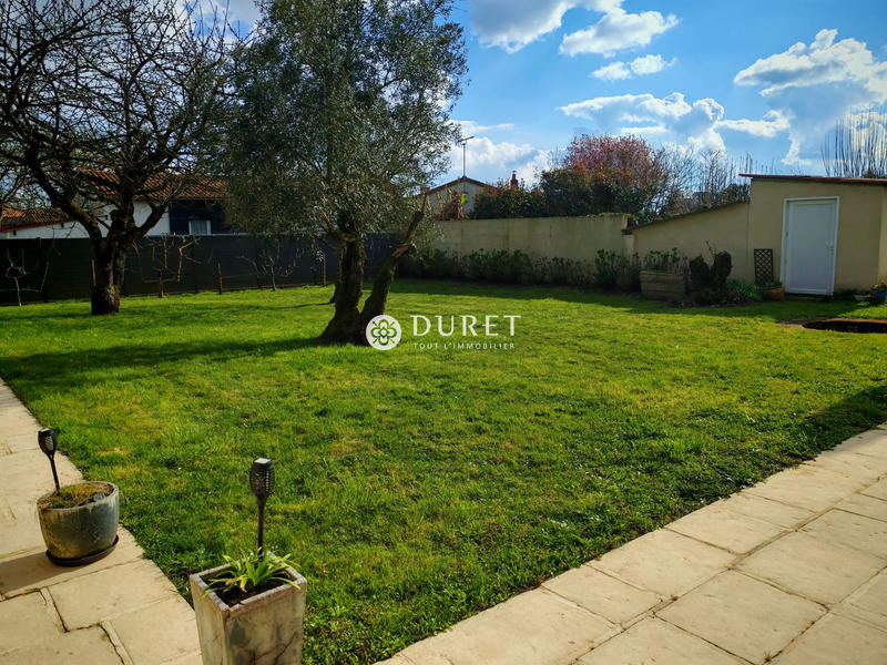 Maison traditionnelle - 203 m² - 6 pièces