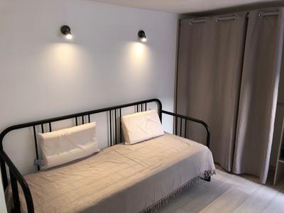 Studio - 16 m² - 1 pièce