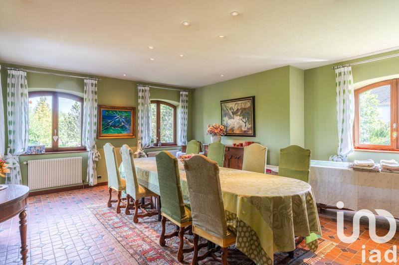 Maison - 365 m² - 11 pièces