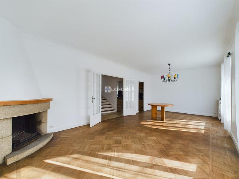 Maison - 128 m² - 7 pièces