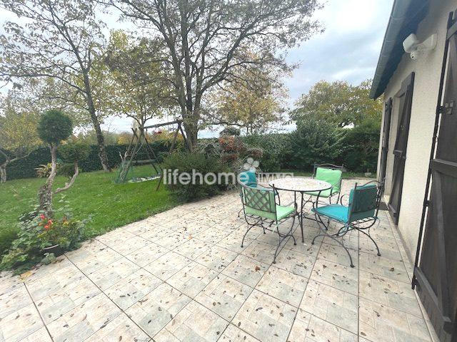 Maison traditionnelle - 95 m² - 6 pièces