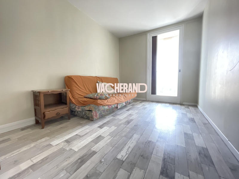 Appartement - 94 m² - 5 pièces