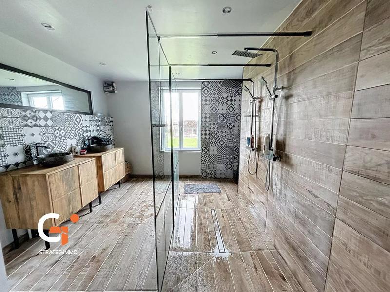 Maison - 160 m² - 6 pièces