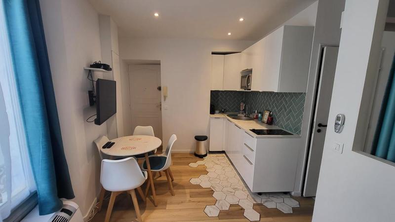 Studio - 40 m² - 2 pièces