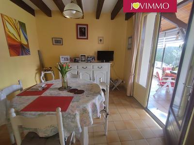 Maison - 167 m² - 7 pièces