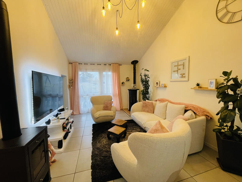 Maison - 92 m² - 5 pièces