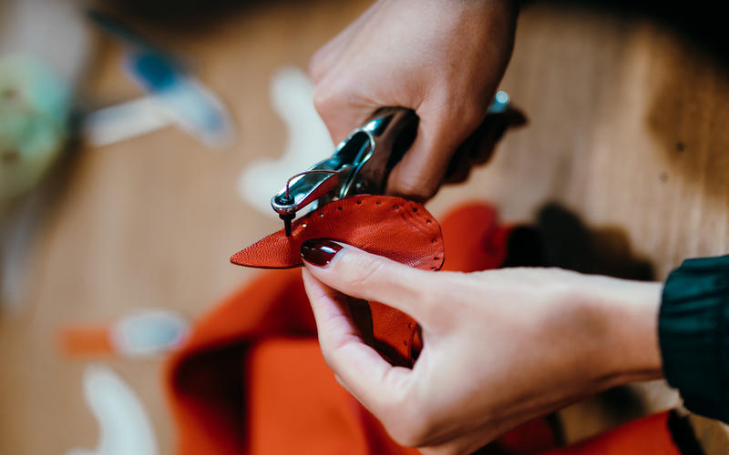 Atelier de fabrication de porte-clés espadrilles