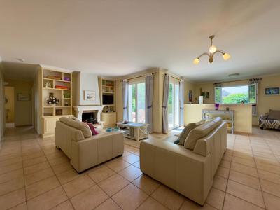 Villa - 143 m² - 6 pièces