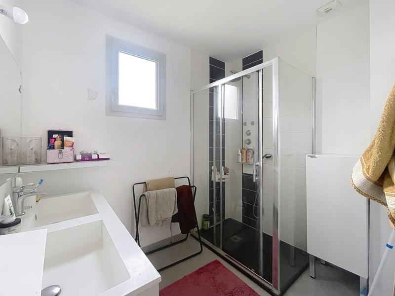 Maison contemporaine - 108 m² - 6 pièces