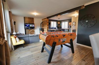 Maison - 102 m² - 4 pièces