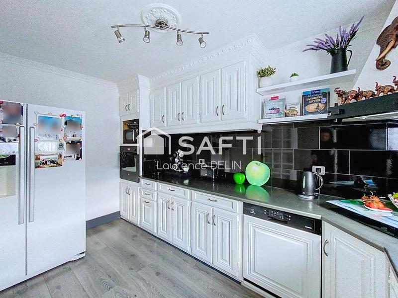 Maison - 104 m² - 5 pièces