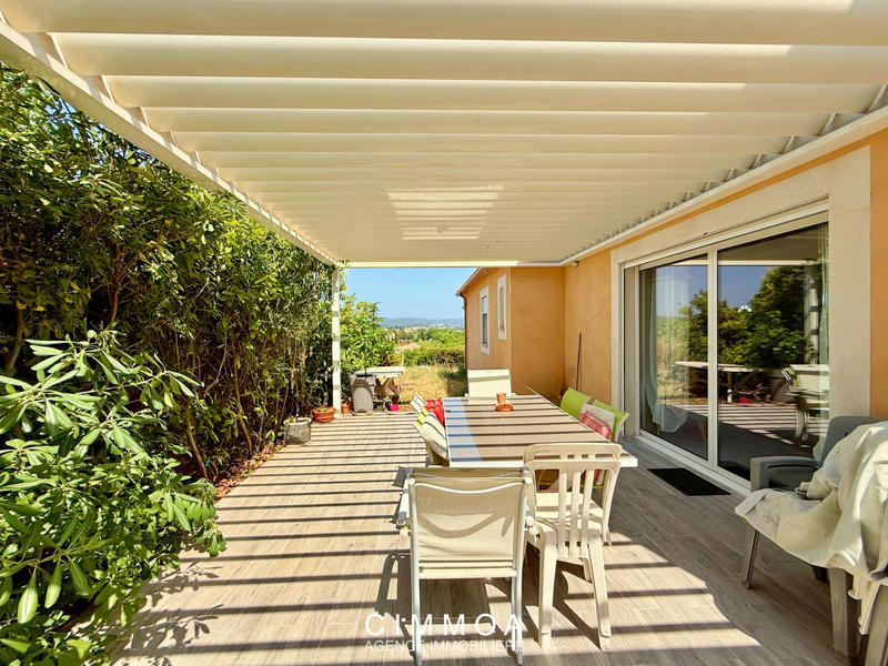 Maison - 85 m² - 3 pièces