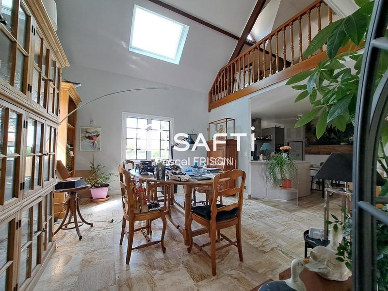 Maison - 188 m² - 7 pièces