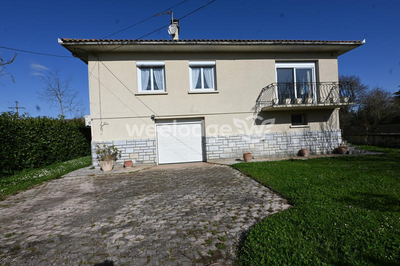 Maison - 123 m² - 10 pièces
