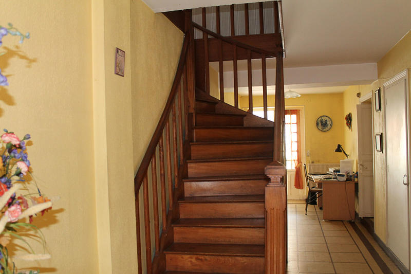 Maison de ville - 320 m² - 10 pièces