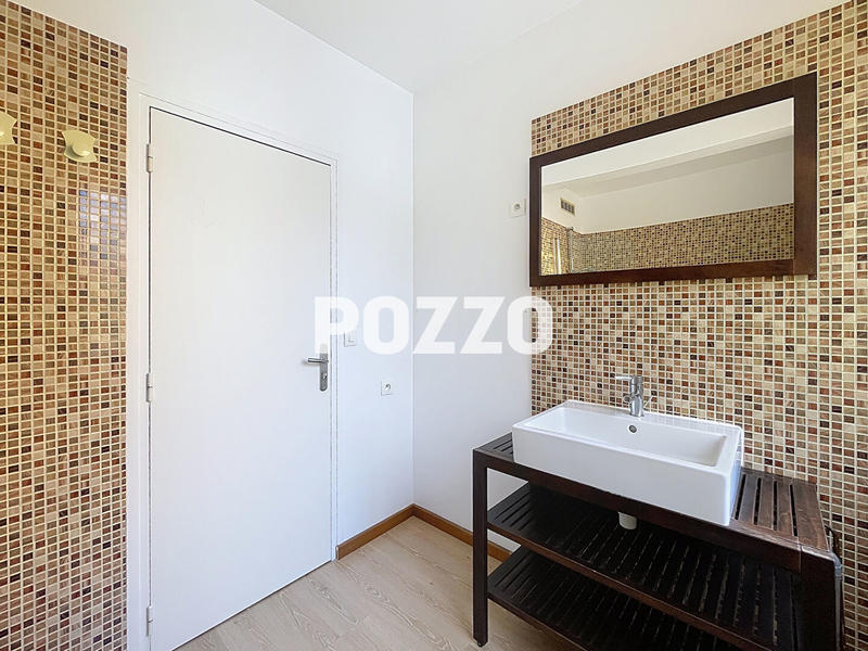 Appartement - 72 m² - 3 pièces