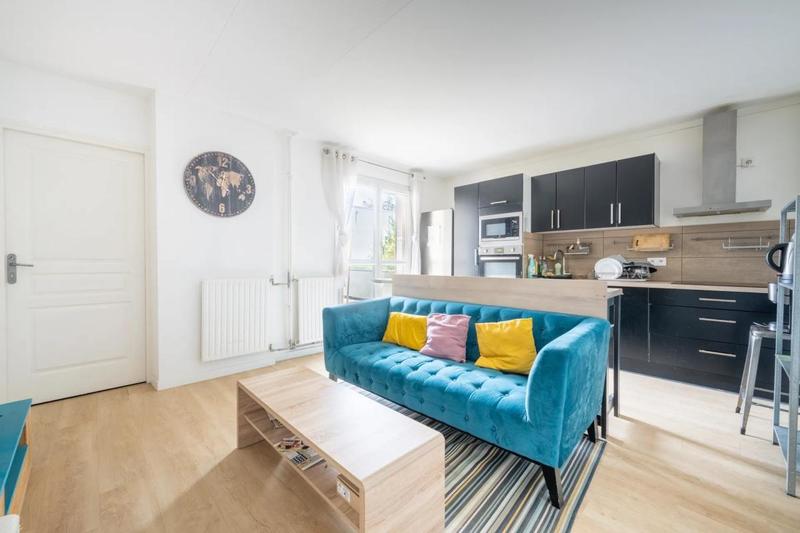 Appartement - 87 m² - 5 pièces