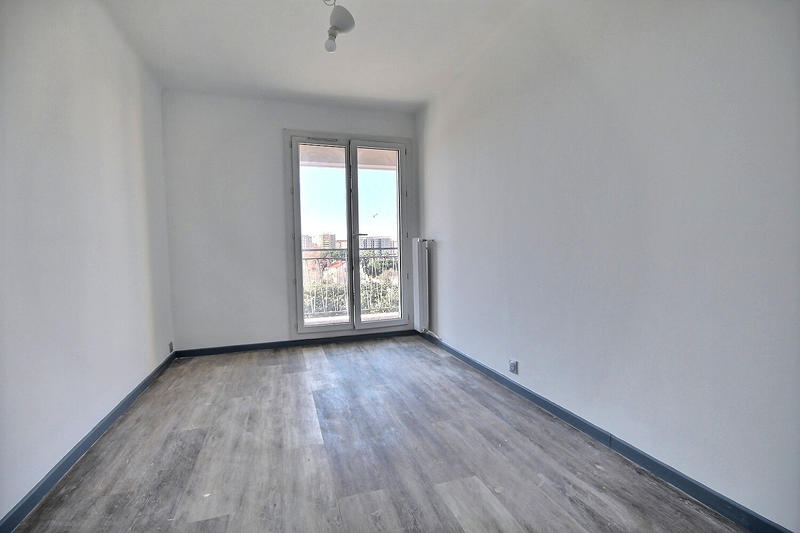 Appartement - 70 m² - 4 pièces