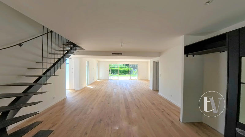 Villa - 157 m² - 5 pièces