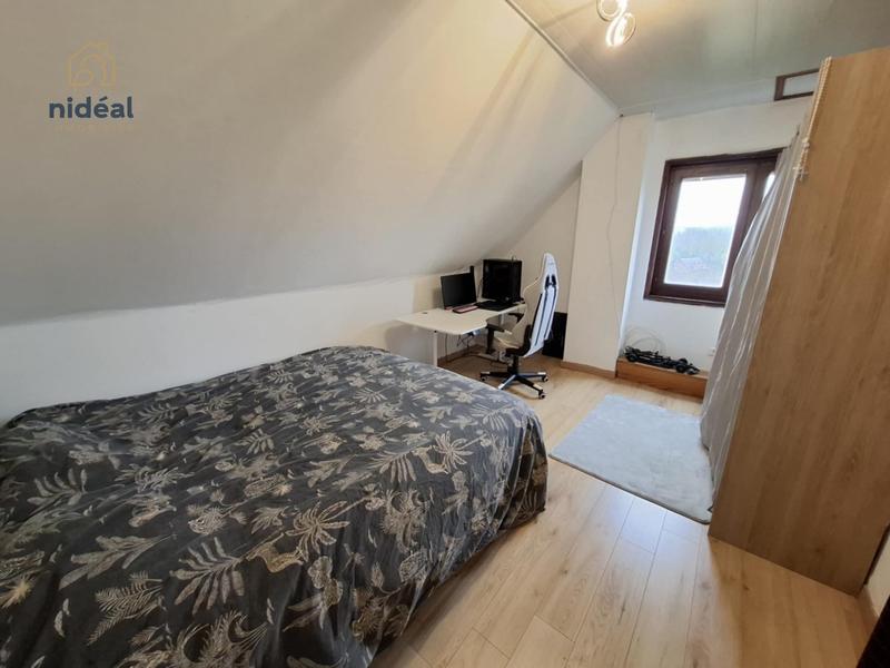 Maison - 99 m² - 5 pièces