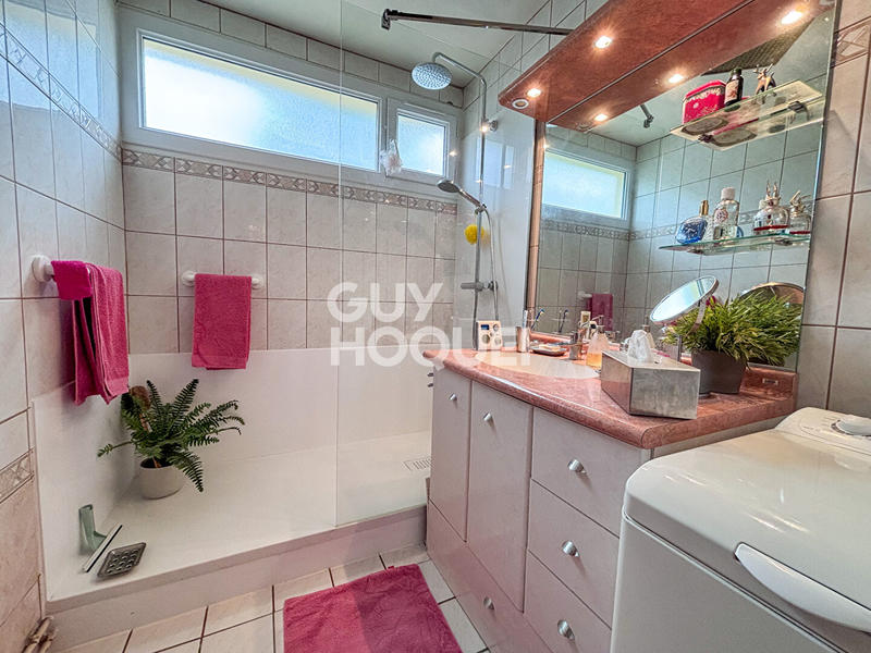 Appartement - 81 m² - 4 pièces