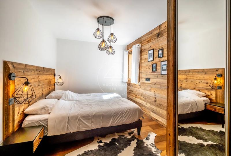 Appartement - 90 m² - 3 pièces