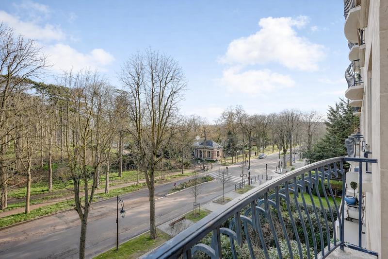 Appartement - 121 m² - 5 pièces