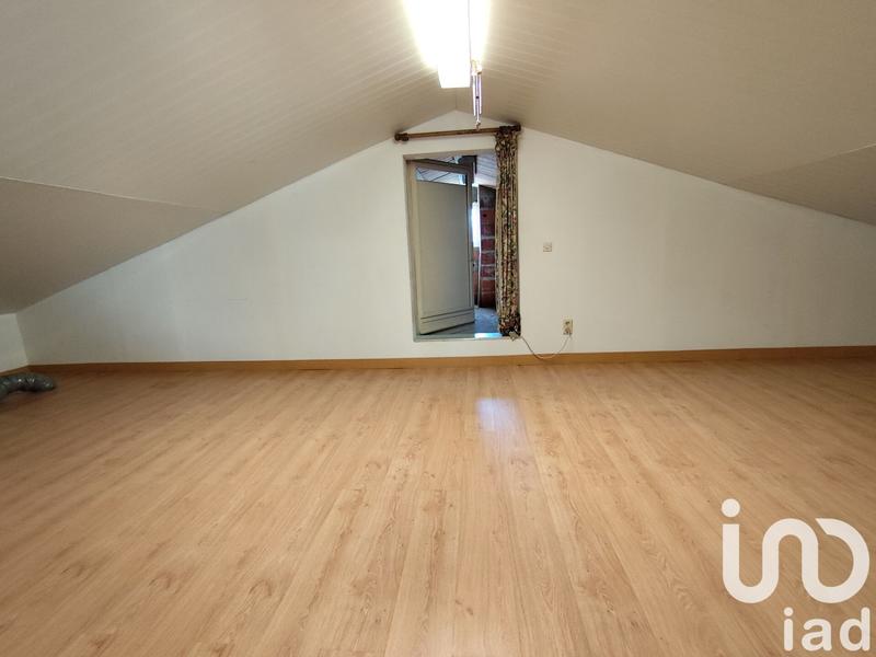 Maison - 181 m² - 5 pièces