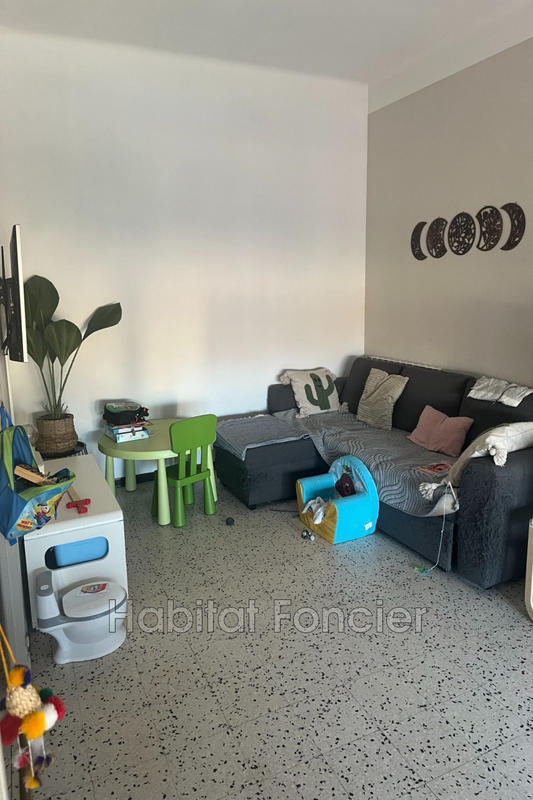 Appartement - 79 m² - 3 pièces