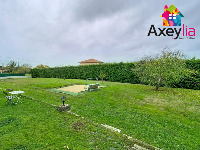 Maison - 240 m² - 7 pièces