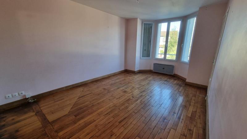 Maison - 92 m² - 5 pièces