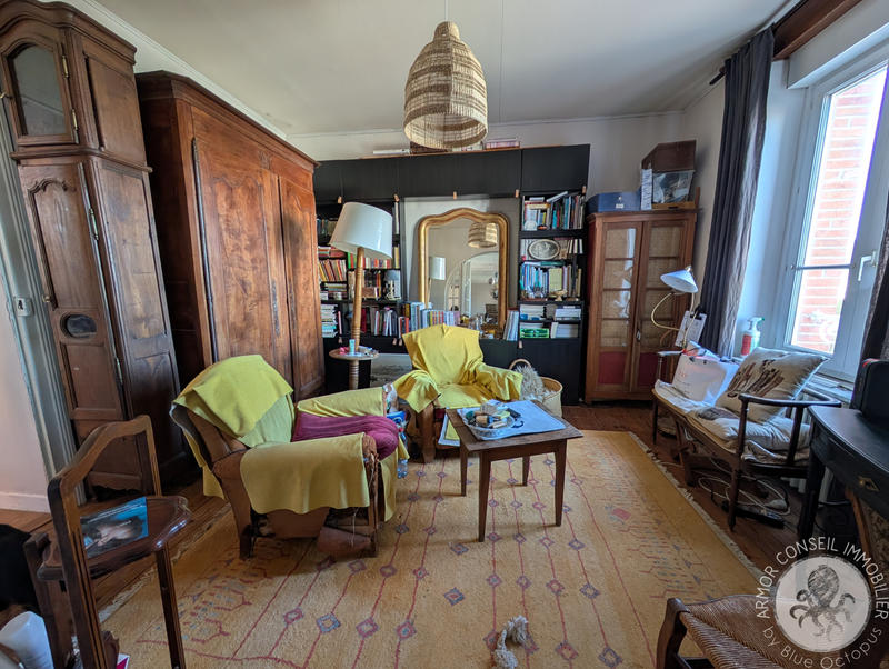 Maison - 229 m² - 8 pièces