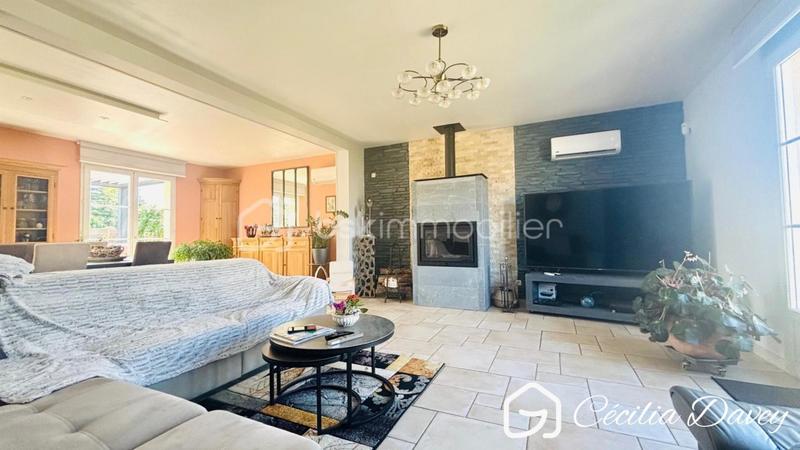 Villa - 225 m² - 8 pièces