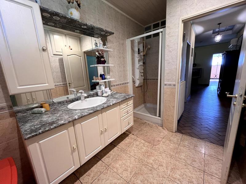 Maison - 276 m² - 7 pièces