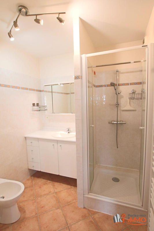 Appartement - 87 m² - 3 pièces