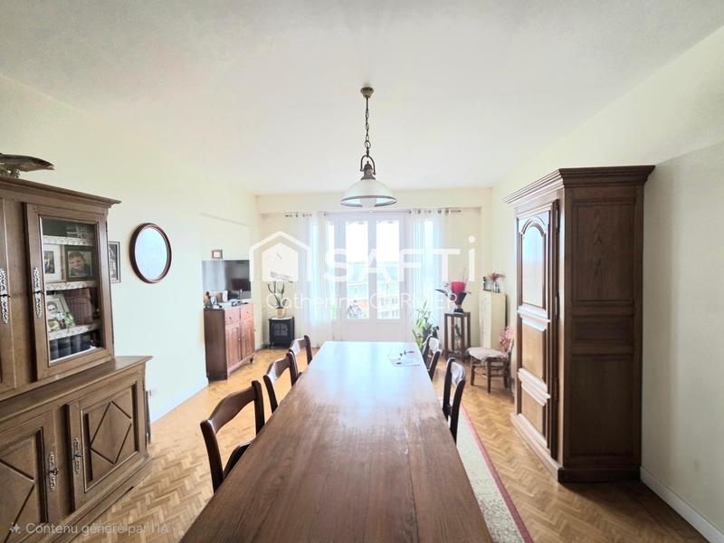 Appartement - 95 m² - 4 pièces