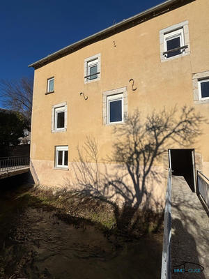 Appartement - 180 m² - 9 pièces