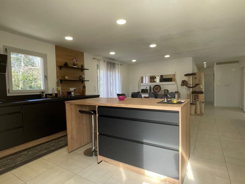 Maison - 105 m² - 4 pièces