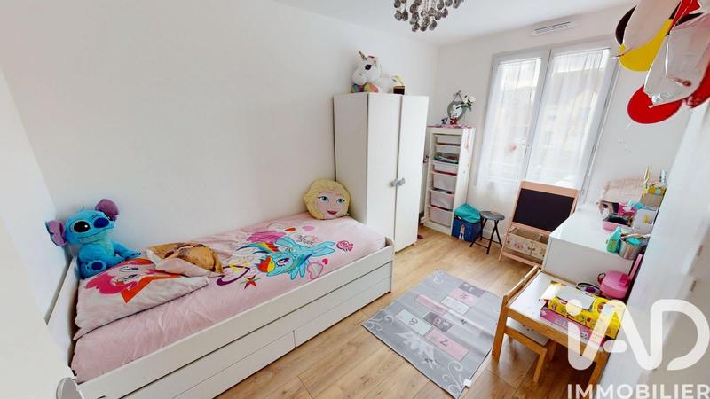 Maison - 98 m² - 5 pièces