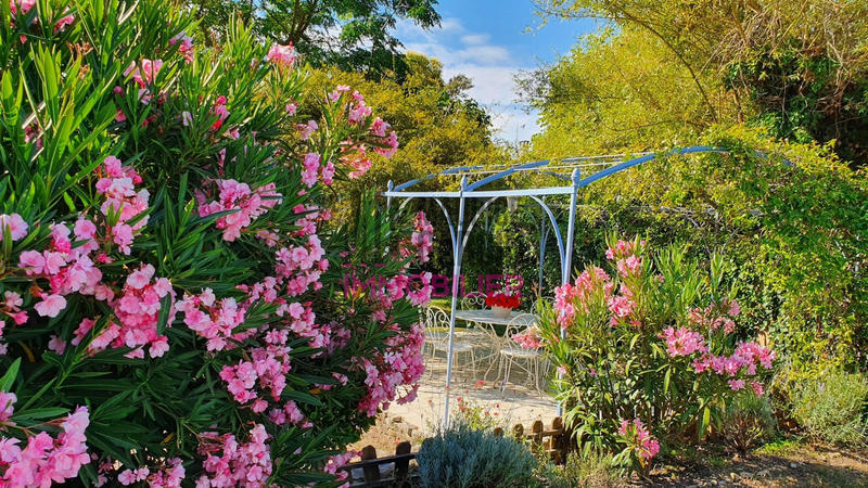 Maison - 162 m² - 8 pièces