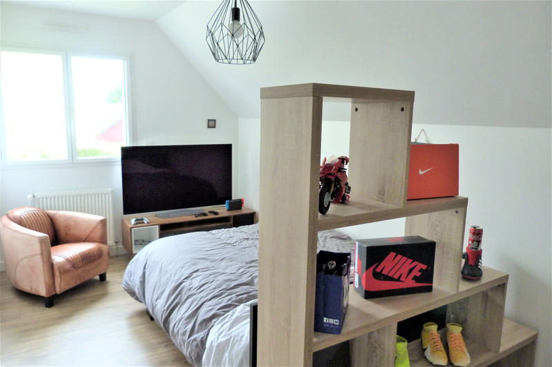 Maison - 201 m² - 9 pièces